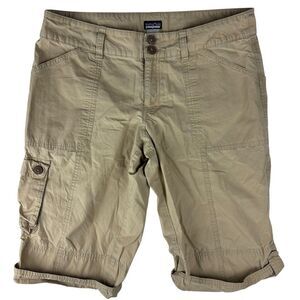 Patagonia Women's Super Cali Cargo Shorts Capri Sz 8 Brown Khaki Roll-Tab Casual